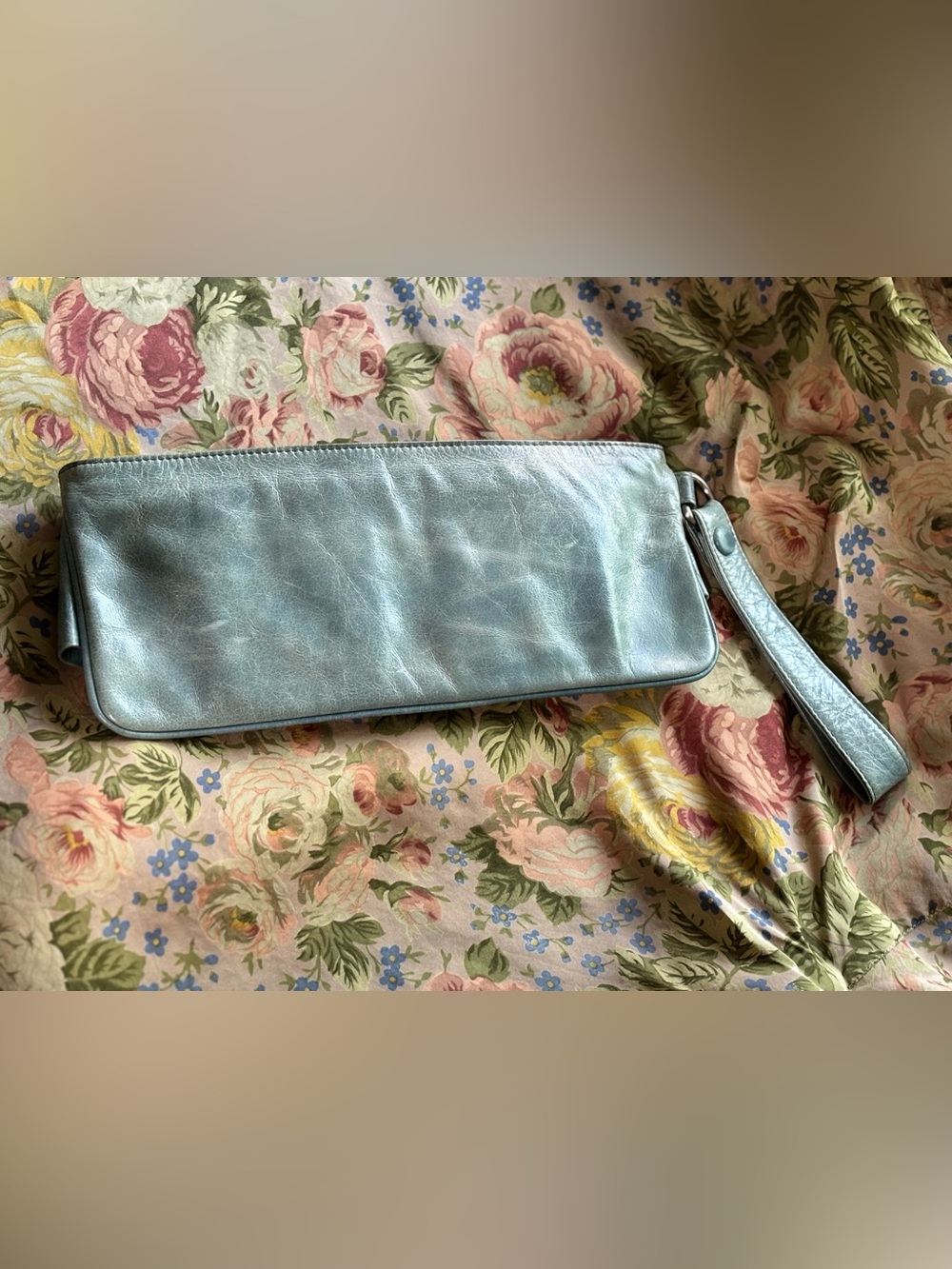 HOBO international TEAL BLUE wristlet WALLET feminine RUFFLE leather - Picture 4 of 10